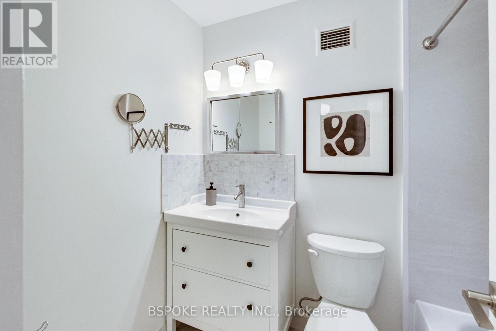 103 - 2001 Bonnymede Drive, Mississauga, Ontario  L5J 4H8 - Photo 17 - W13031162