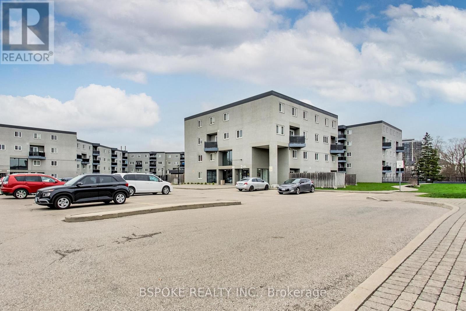 103 - 2001 Bonnymede Drive, Mississauga, Ontario  L5J 4H8 - Photo 31 - W13031162