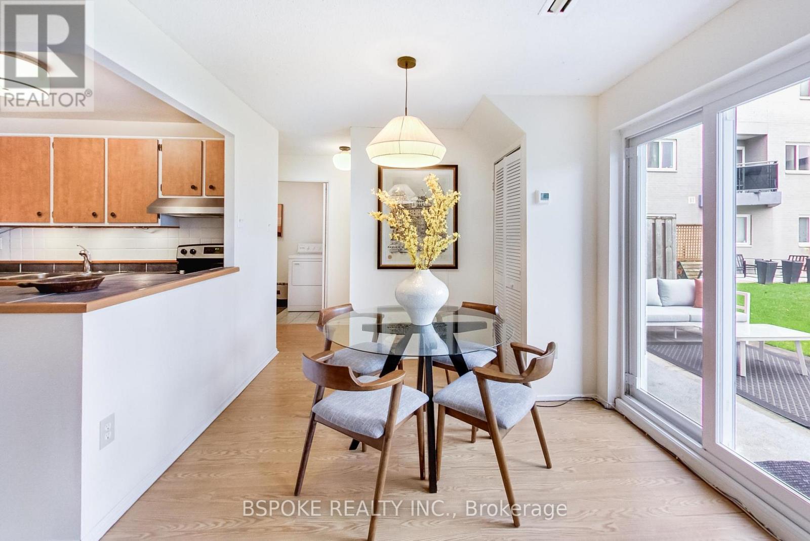 103 - 2001 Bonnymede Drive, Mississauga, Ontario  L5J 4H8 - Photo 10 - W13031162