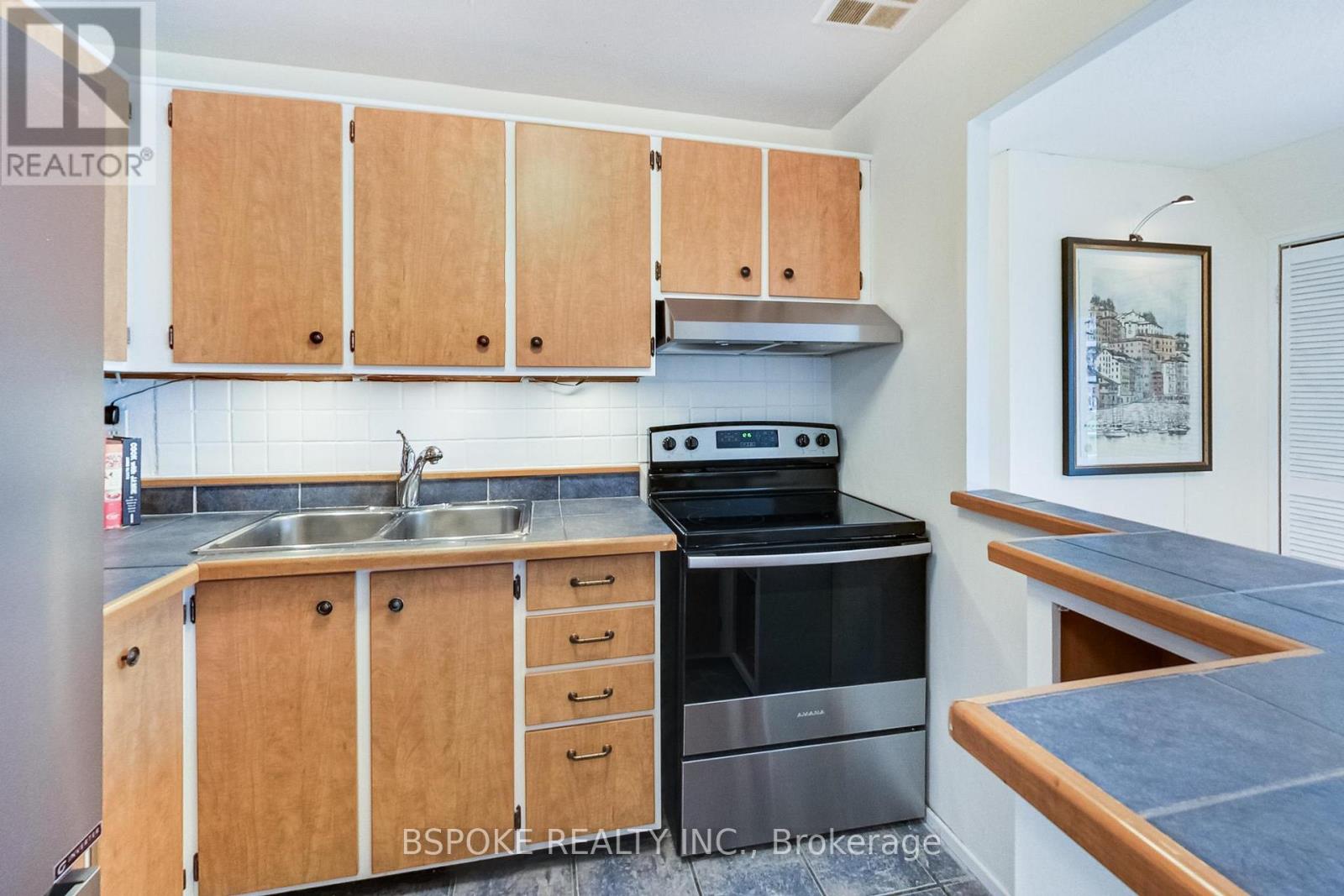 103 - 2001 Bonnymede Drive, Mississauga, Ontario  L5J 4H8 - Photo 7 - W13031162