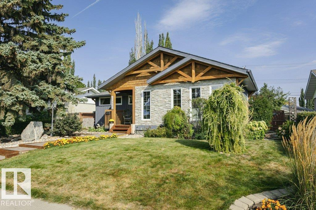 15634 81 AV NW, edmonton, Alberta