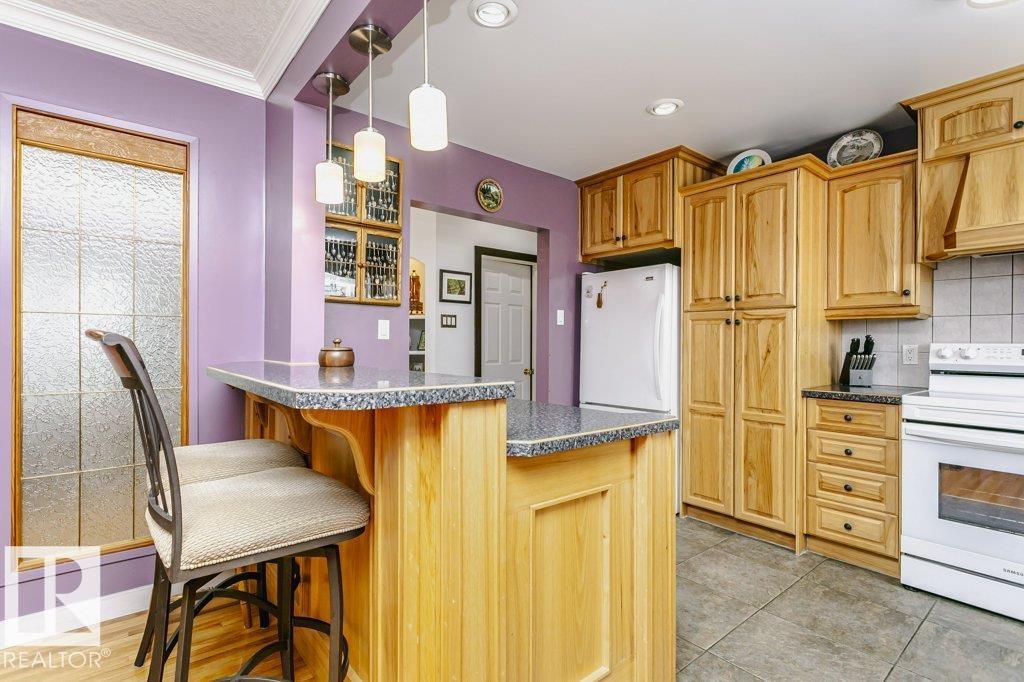 15634 81 Av Nw, Edmonton, Alberta  T5R 3P4 - Photo 17 - E4483526