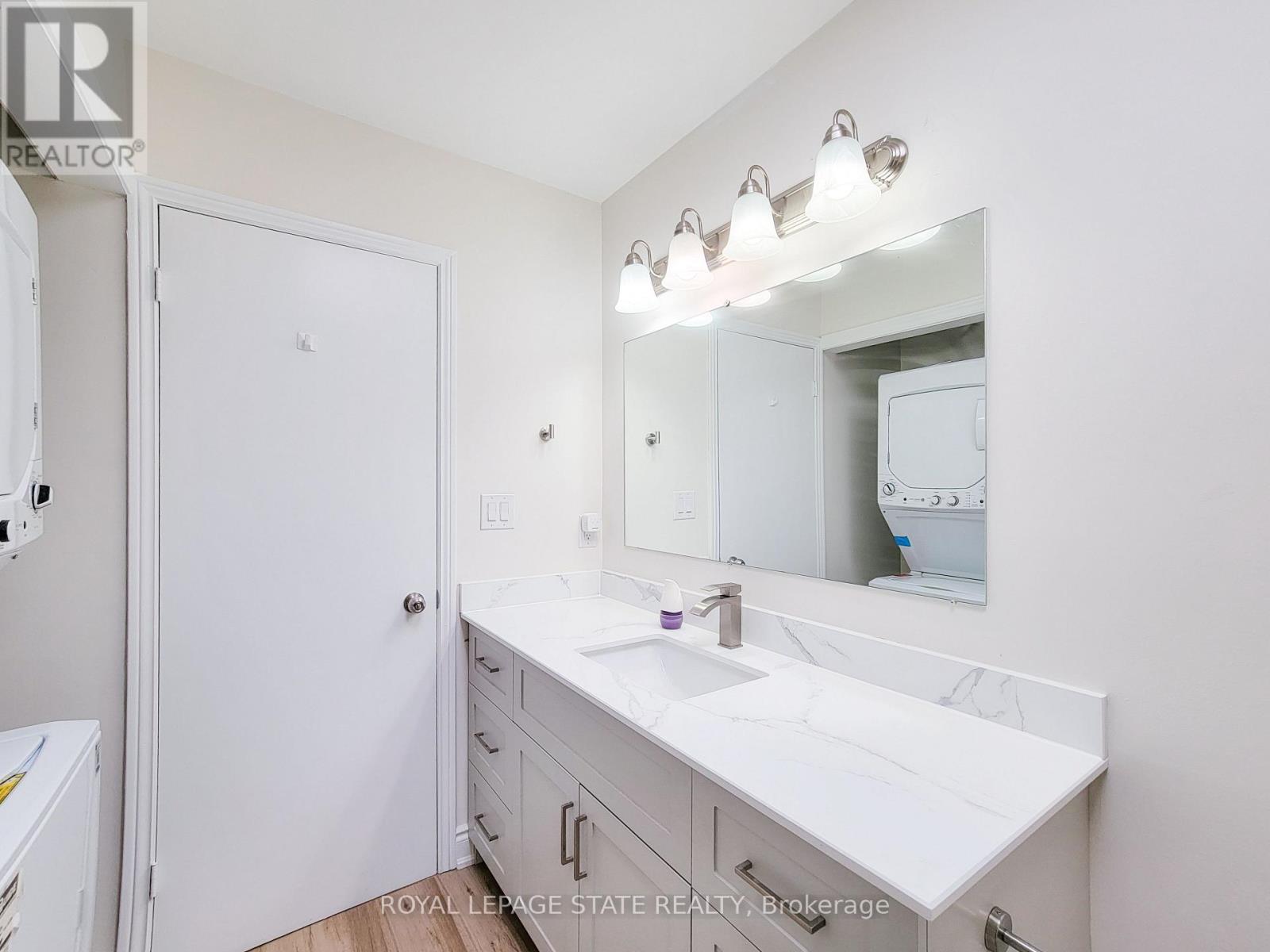 216 Ravenbury Drive, Hamilton, Ontario  L8W 2J1 - Photo 17 - X13031184