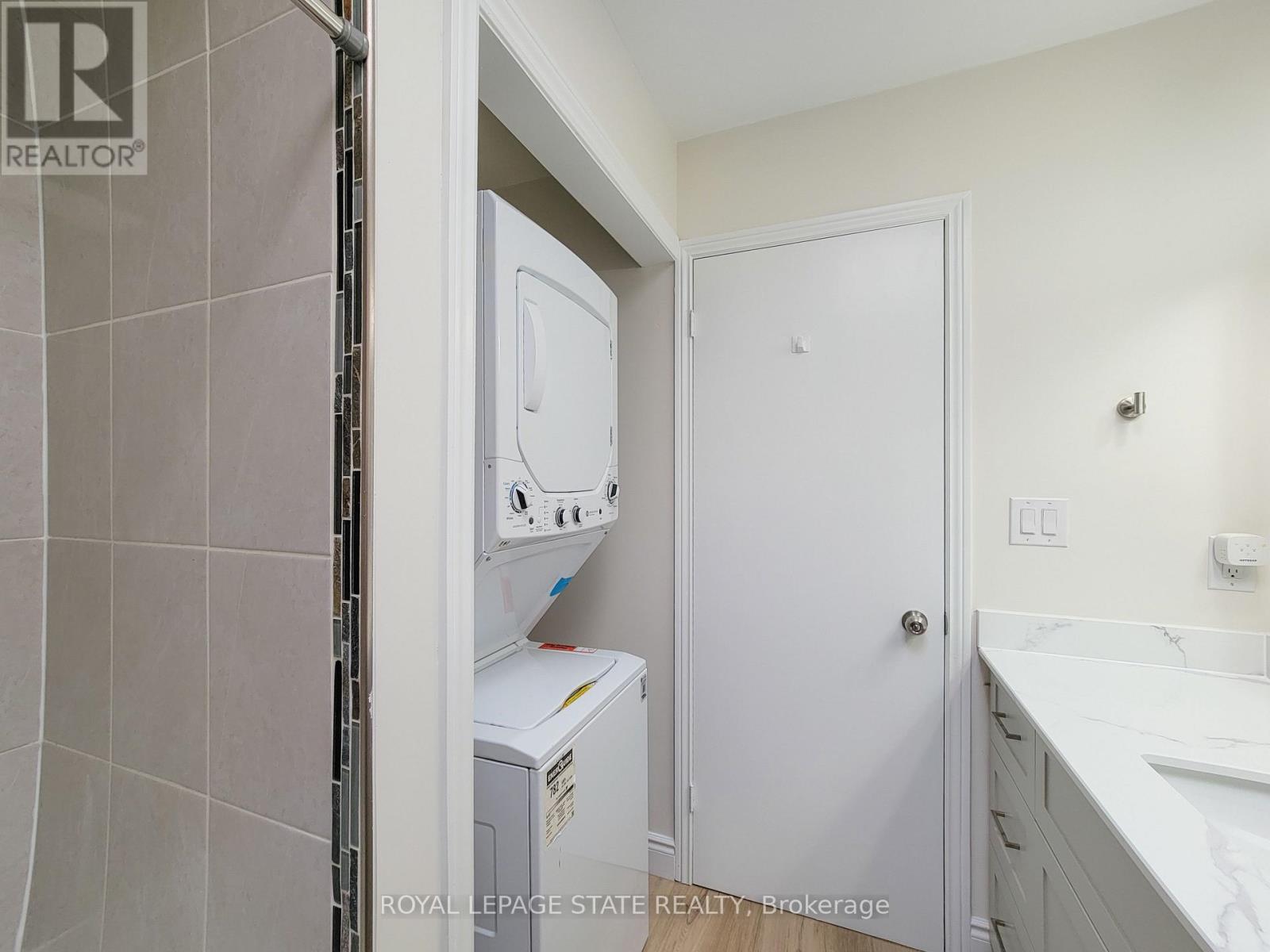 216 Ravenbury Drive, Hamilton, Ontario  L8W 2J1 - Photo 18 - X13031184