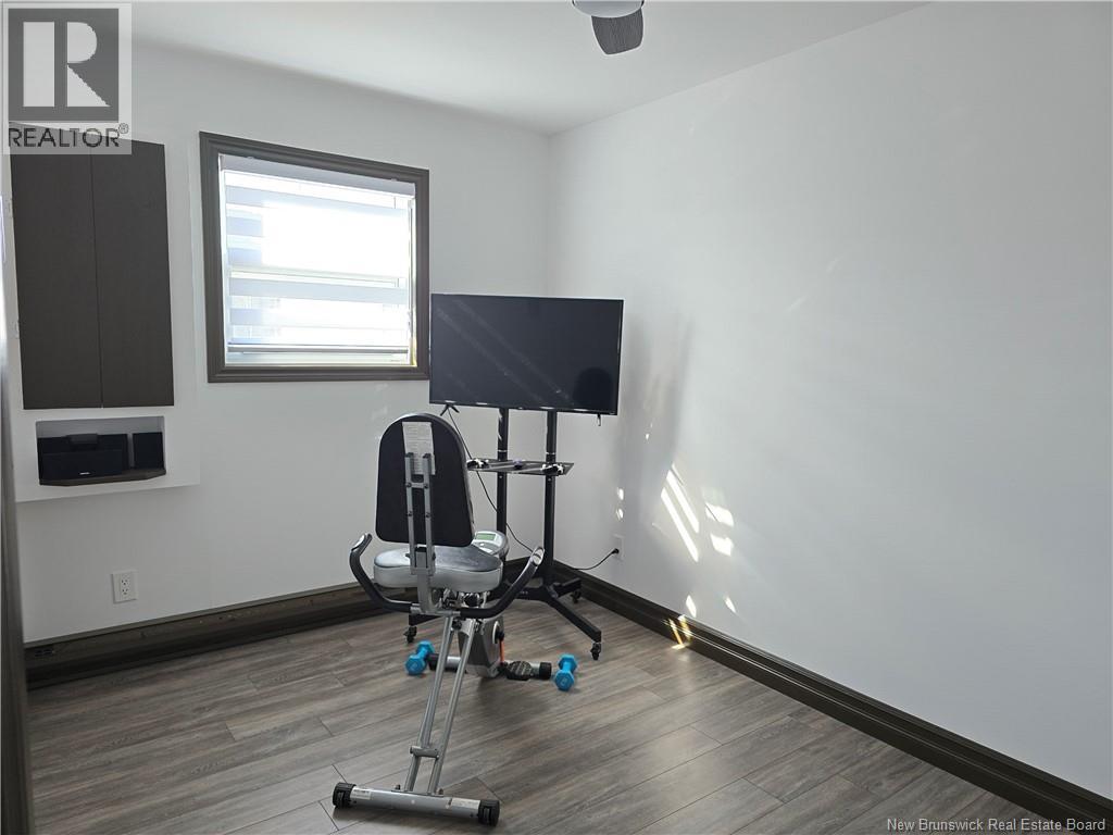 462 Saulnier Est, Tracadie, New Brunswick  E1X 1E3 - Photo 16 - NB137615