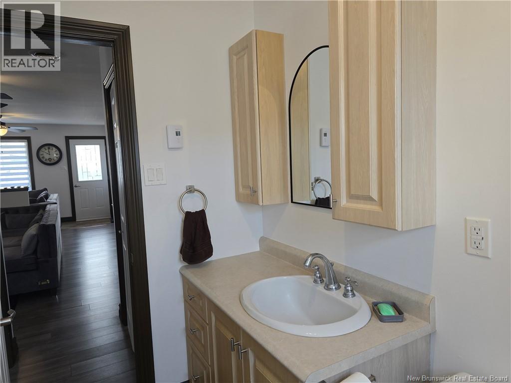 462 Saulnier Est, Tracadie, New Brunswick  E1X 1E3 - Photo 19 - NB137615