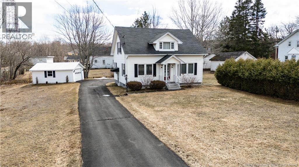 43 Birch Street, Minto, New Brunswick  E4B 3L7 - Photo 1 - NB137316