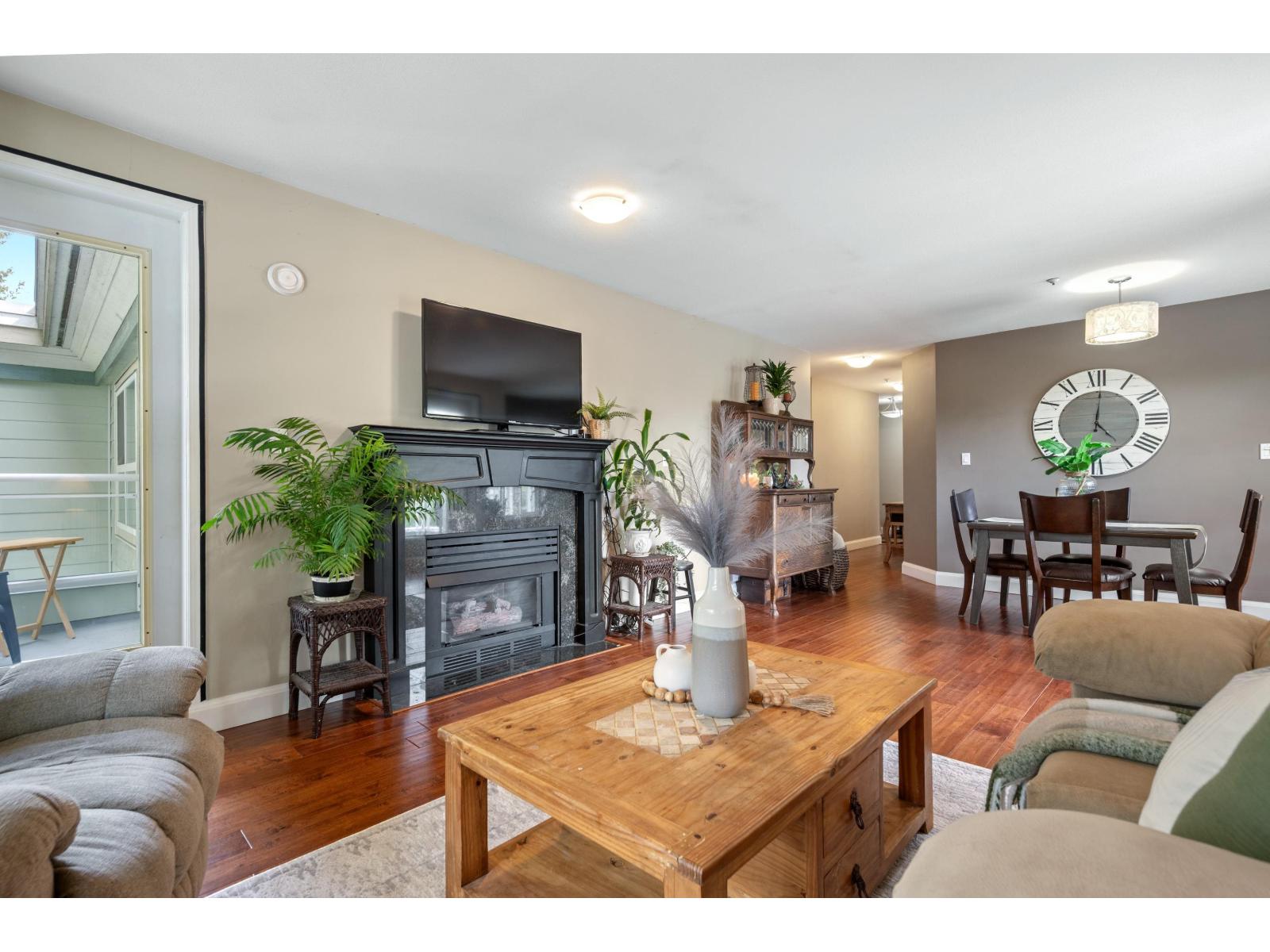 302 9018 208 Street, Langley, British Columbia  V1M 2Y8 - Photo 9 - R3113359