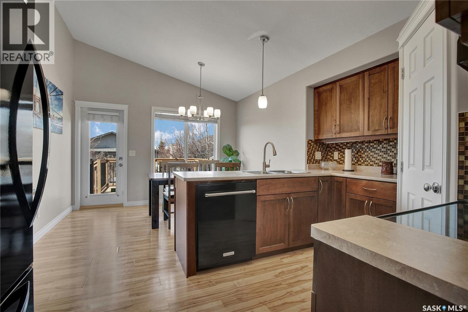 106 Bennion Crescent, Saskatoon, Saskatchewan  S7W 0H1 - Photo 9 - SK033662