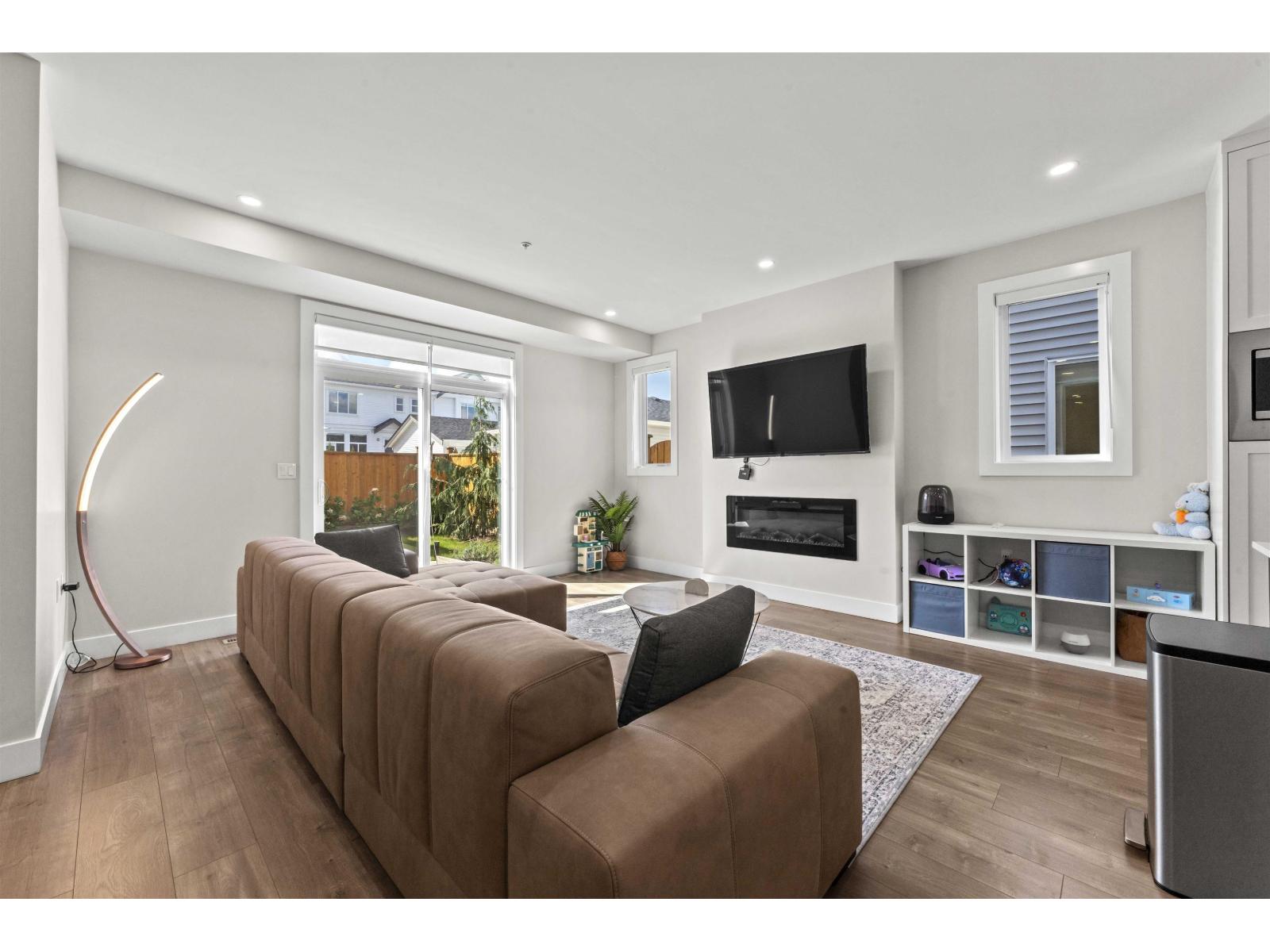 20520 76a Avenue, Langley, British Columbia  V2Y 3T1 - Photo 4 - R3114584