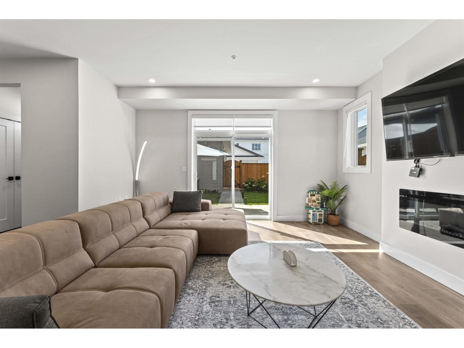 20520 76a Avenue, Langley, British Columbia  V2Y 3T1 - Photo 6 - R3114584