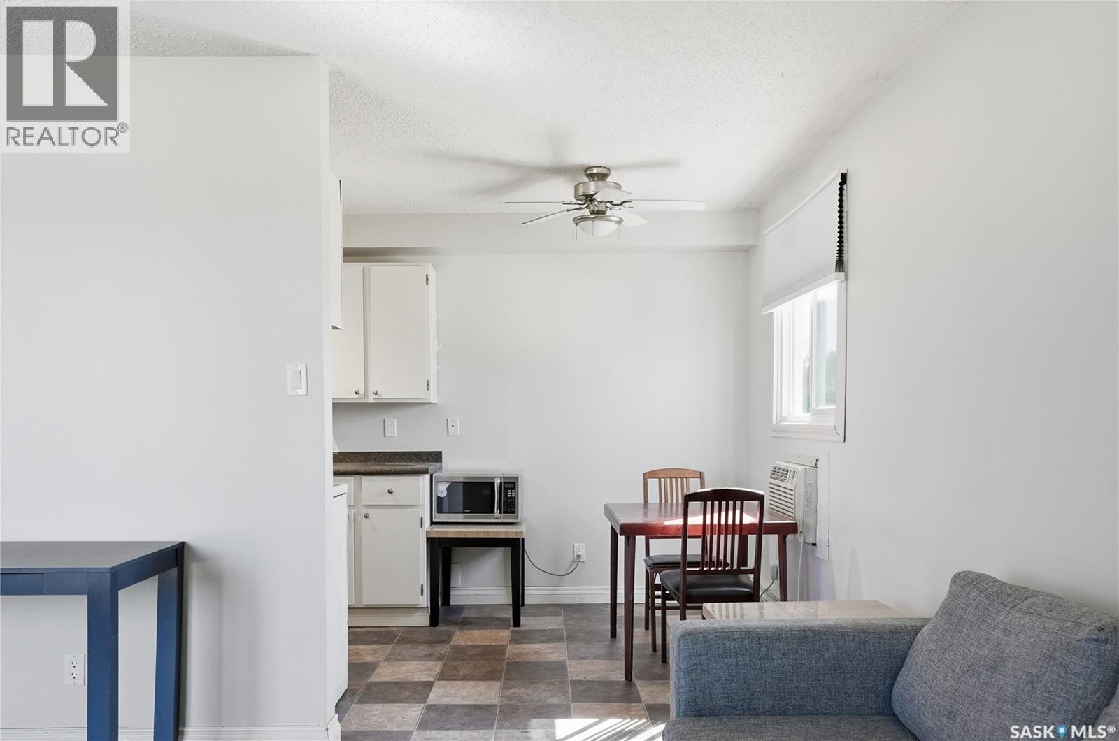 18 116 Acadia Court, Saskatoon, Saskatchewan  S7H 4T7 - Photo 10 - SK033644