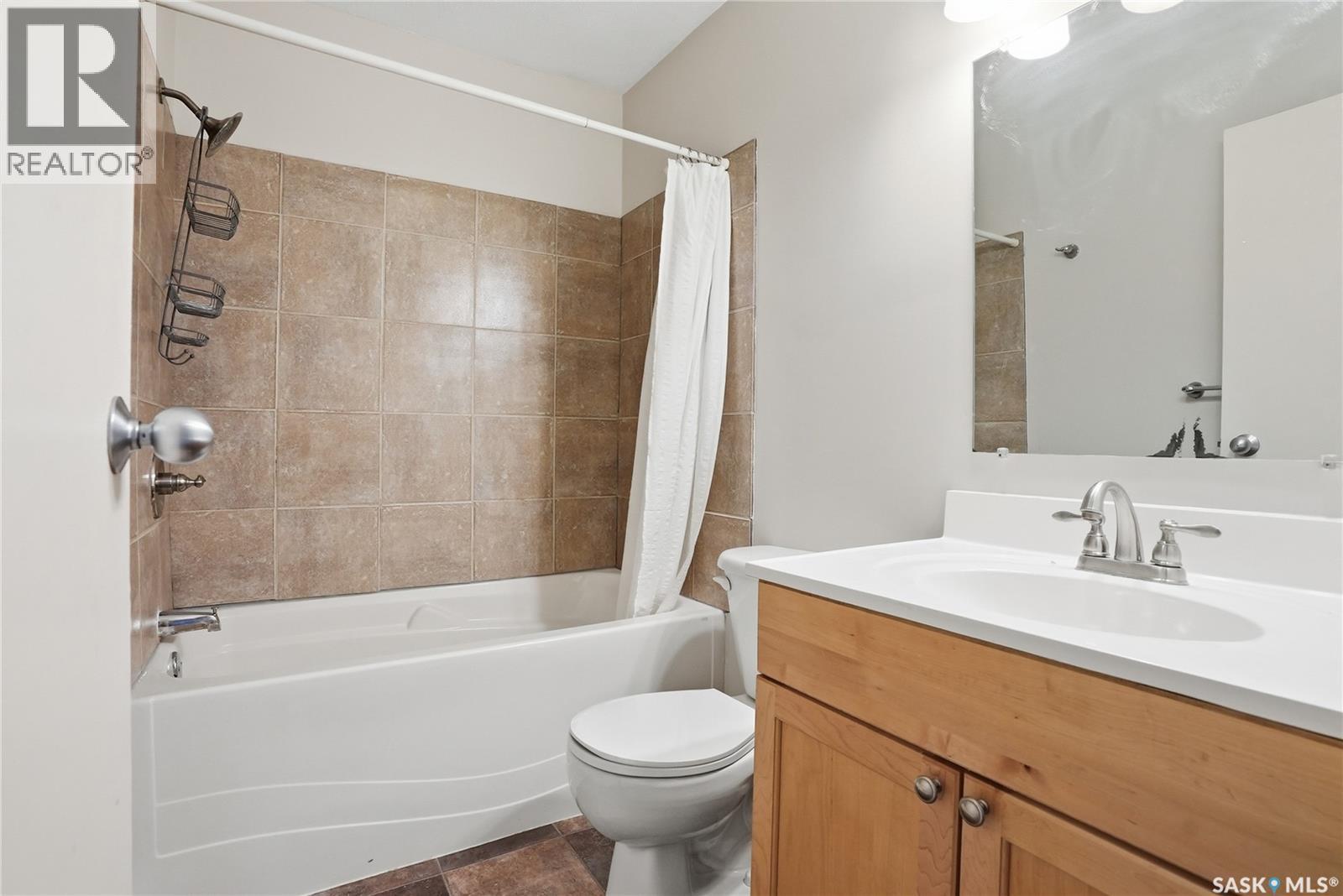 18 116 Acadia Court, Saskatoon, Saskatchewan  S7H 4T7 - Photo 18 - SK033644