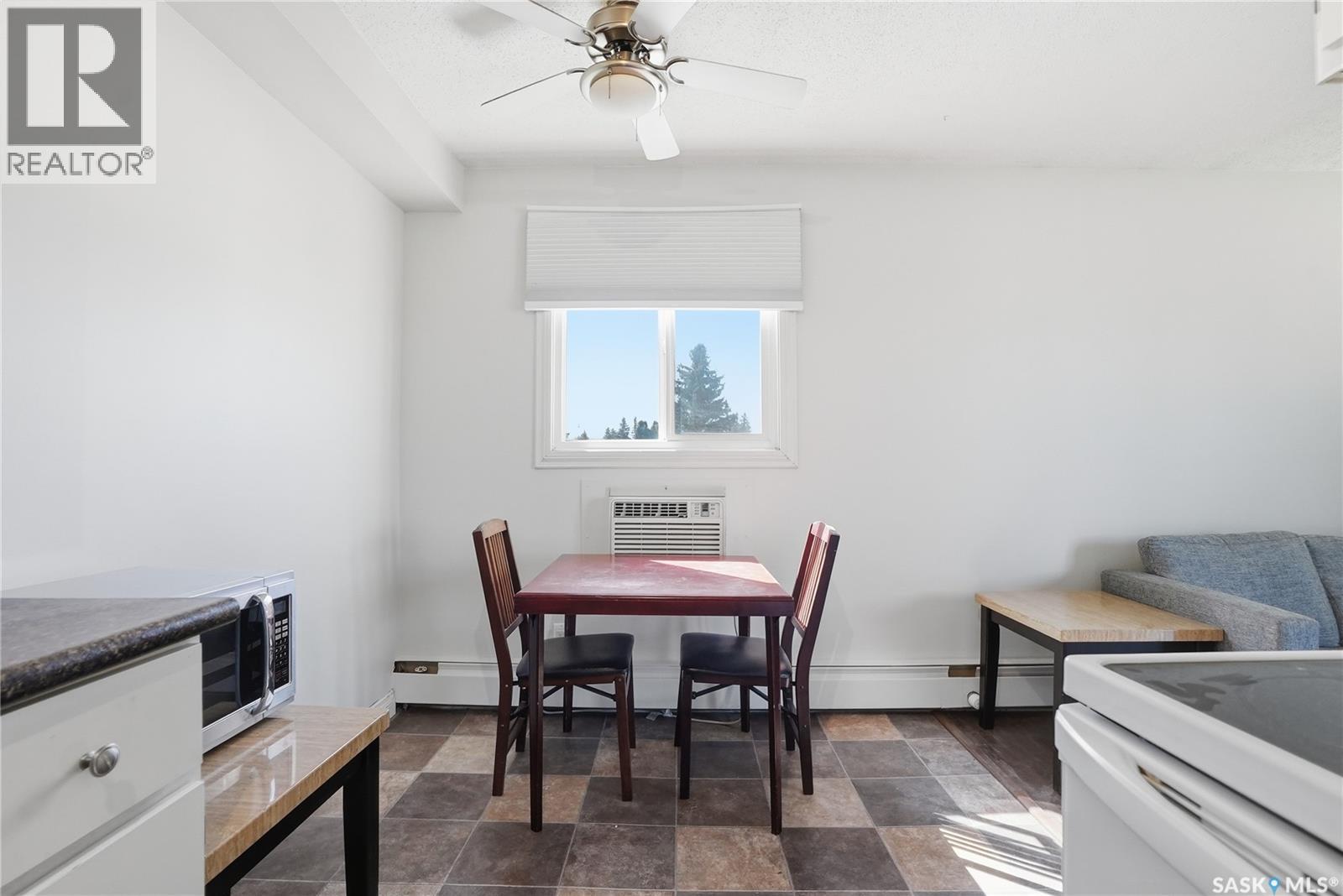 18 116 Acadia Court, Saskatoon, Saskatchewan  S7H 4T7 - Photo 7 - SK033644