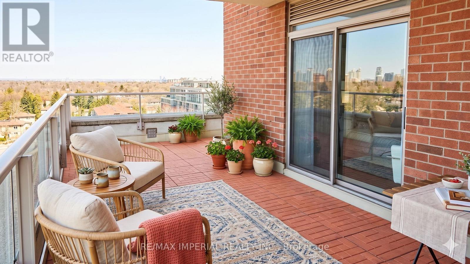 Rg1 - 2 Clairtrell Road, Toronto, Ontario  M2N 7H5 - Photo 17 - C13027780