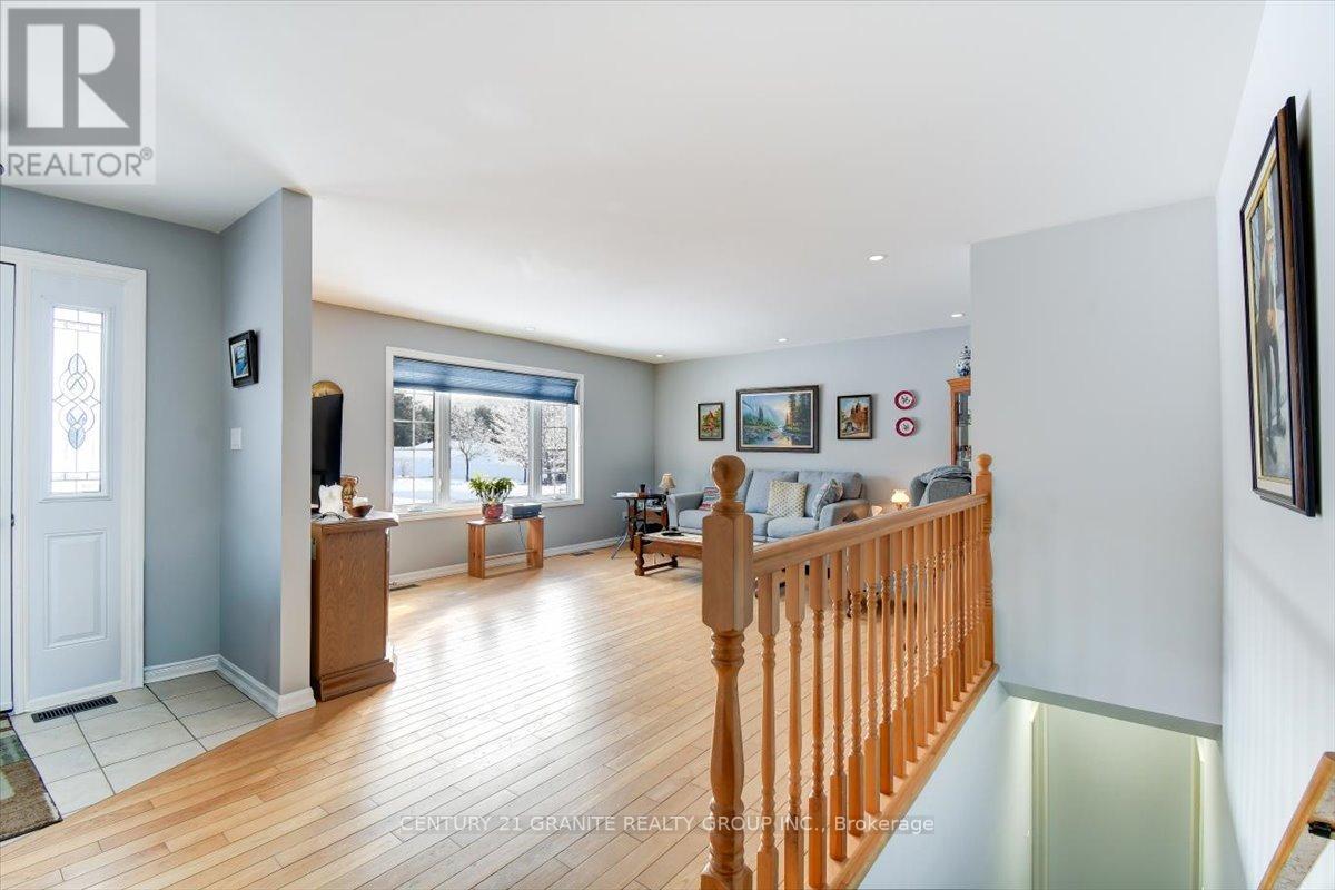 34 Wilson Lane, Hastings Highlands, Ontario  K0L 1C0 - Photo 5 - X12888290