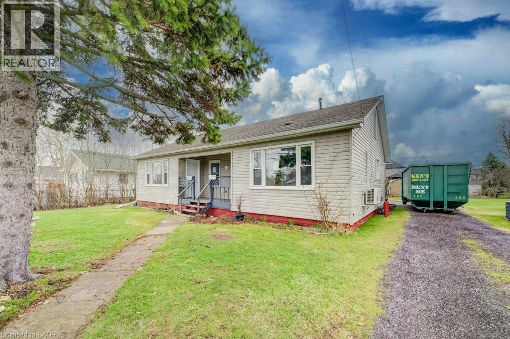 37 Catherine Street, Fort Erie, Ontario  L2A 2G8 - Photo 3 - 40823307