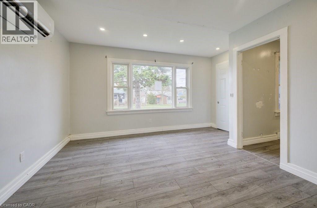 37 Catherine Street, Fort Erie, Ontario  L2A 2G8 - Photo 6 - 40823307