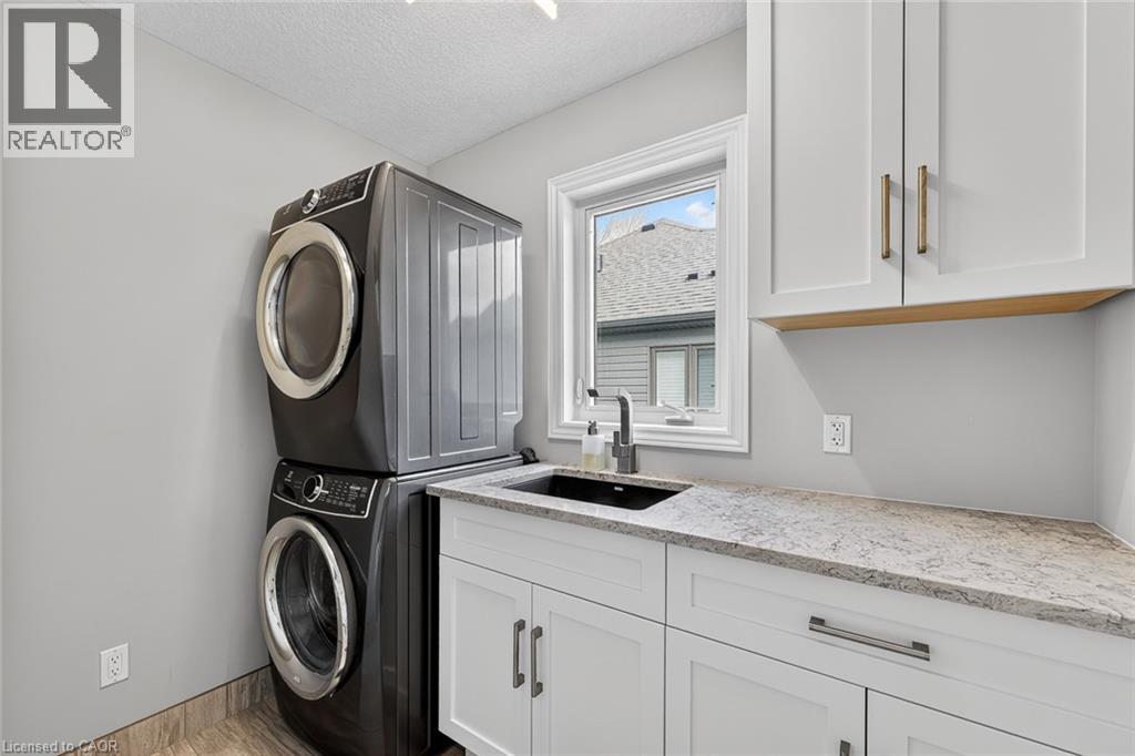 349 Masters Drive, Woodstock, Ontario  N4T 0L2 - Photo 37 - 40822816