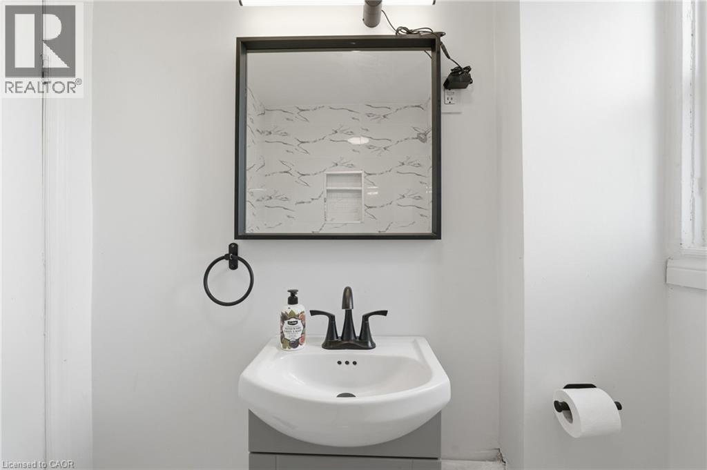 73 Gertrude Street, Hamilton, Ontario  L8L 4B7 - Photo 29 - 40822560