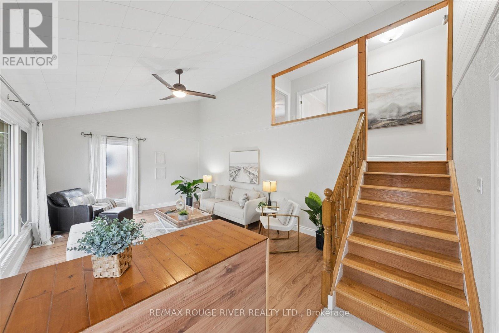 135 High Street, Clarington, Ontario  L1C 3B9 - Photo 3 - E13031402