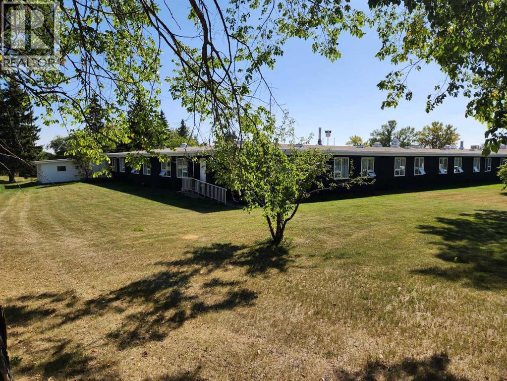 5430 51a Street, Bashaw, Alberta  T0B 0H0 - Photo 2 - A2247537