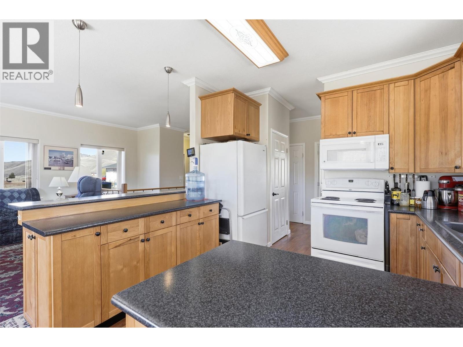 1559 Steelhead Road, Kamloops, British Columbia  V0K 2J0 - Photo 7 - 10383487