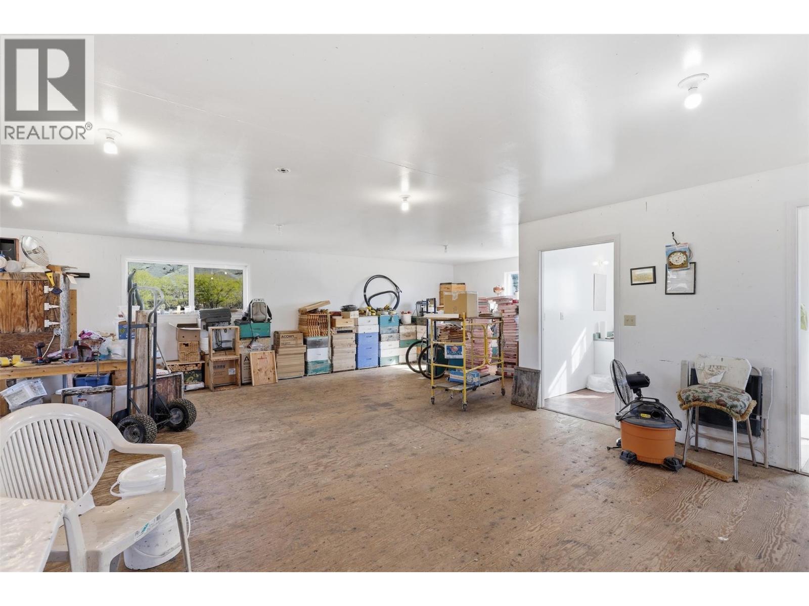 1559 Steelhead Road, Kamloops, British Columbia  V0K 2J0 - Photo 34 - 10383487