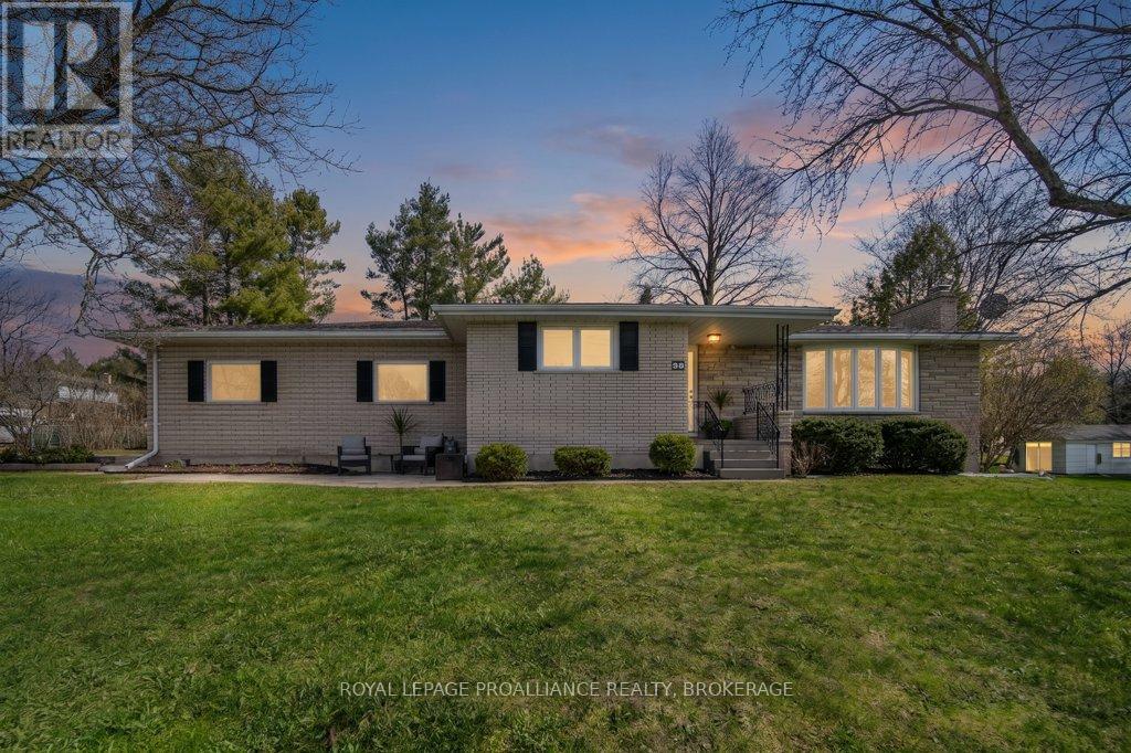 56 RIVER ROAD, Greater Napanee, Ontario