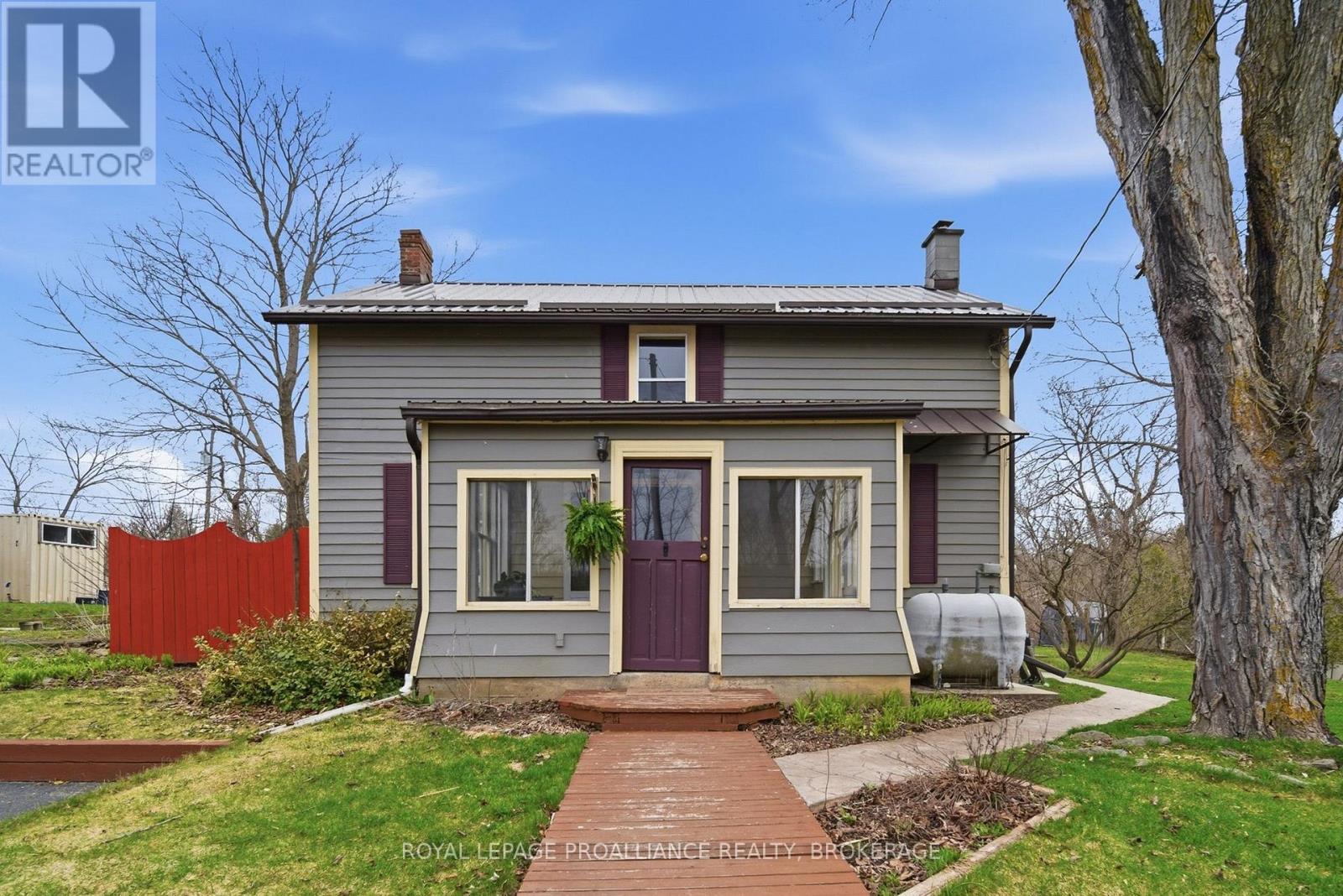 8 EWART STREET, Stone Mills, Ontario