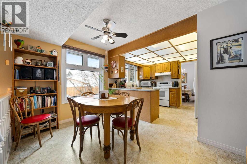 14 Rossmere Crescent, Medicine Hat, Alberta  T1B 2H4 - Photo 10 - A2302164