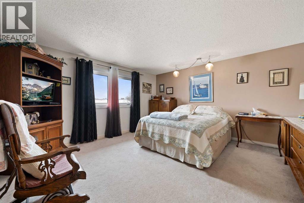 14 Rossmere Crescent, Medicine Hat, Alberta  T1B 2H4 - Photo 17 - A2302164