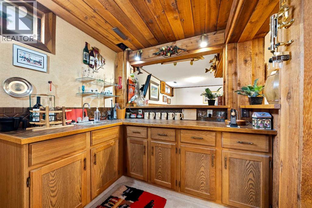 14 Rossmere Crescent, Medicine Hat, Alberta  T1B 2H4 - Photo 25 - A2302164