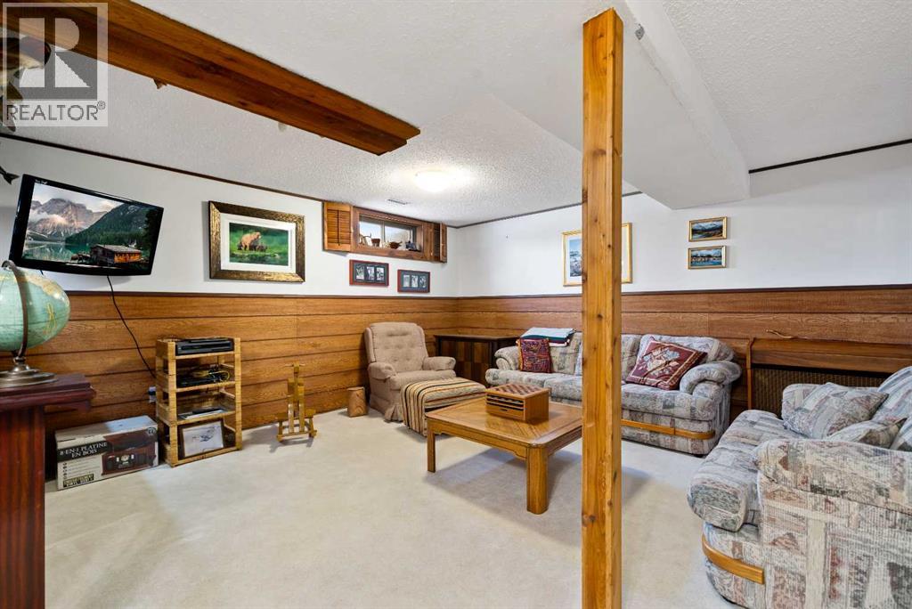 14 Rossmere Crescent, Medicine Hat, Alberta  T1B 2H4 - Photo 23 - A2302164