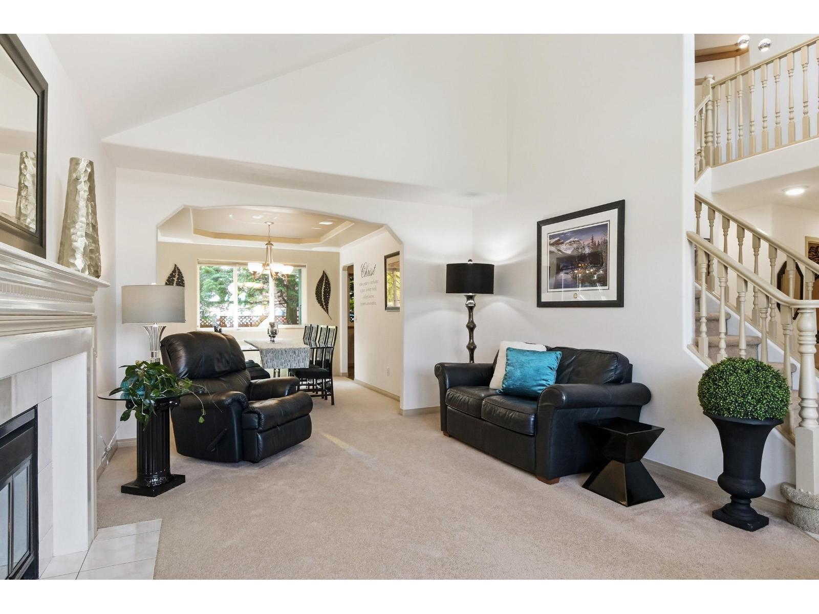 6022 187 Street, Surrey, British Columbia  V3S 7P3 - Photo 5 - R3114205