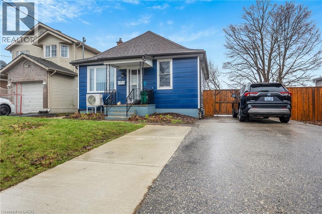 26 Stafford Street, Woodstock, Ontario  N4S 3Z6 - Photo 2 - 40821222