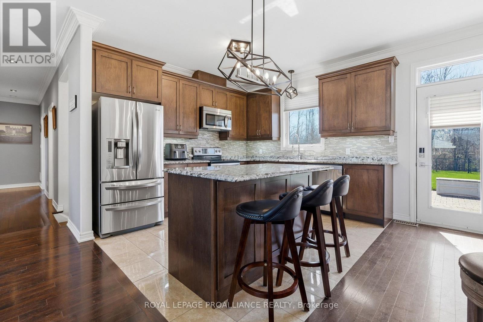 4 Bayswater Road, Quinte West, Ontario  K8V 5P5 - Photo 16 - X13031480
