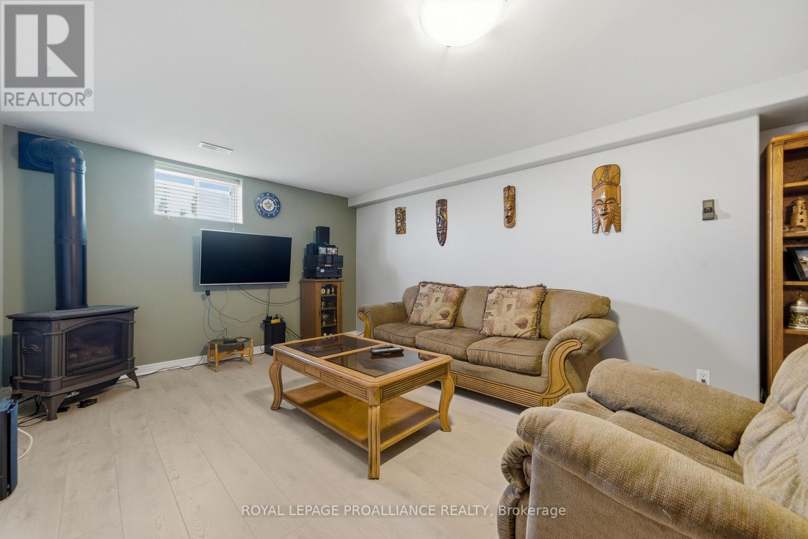 4 Bayswater Road, Quinte West, Ontario  K8V 5P5 - Photo 30 - X13031480