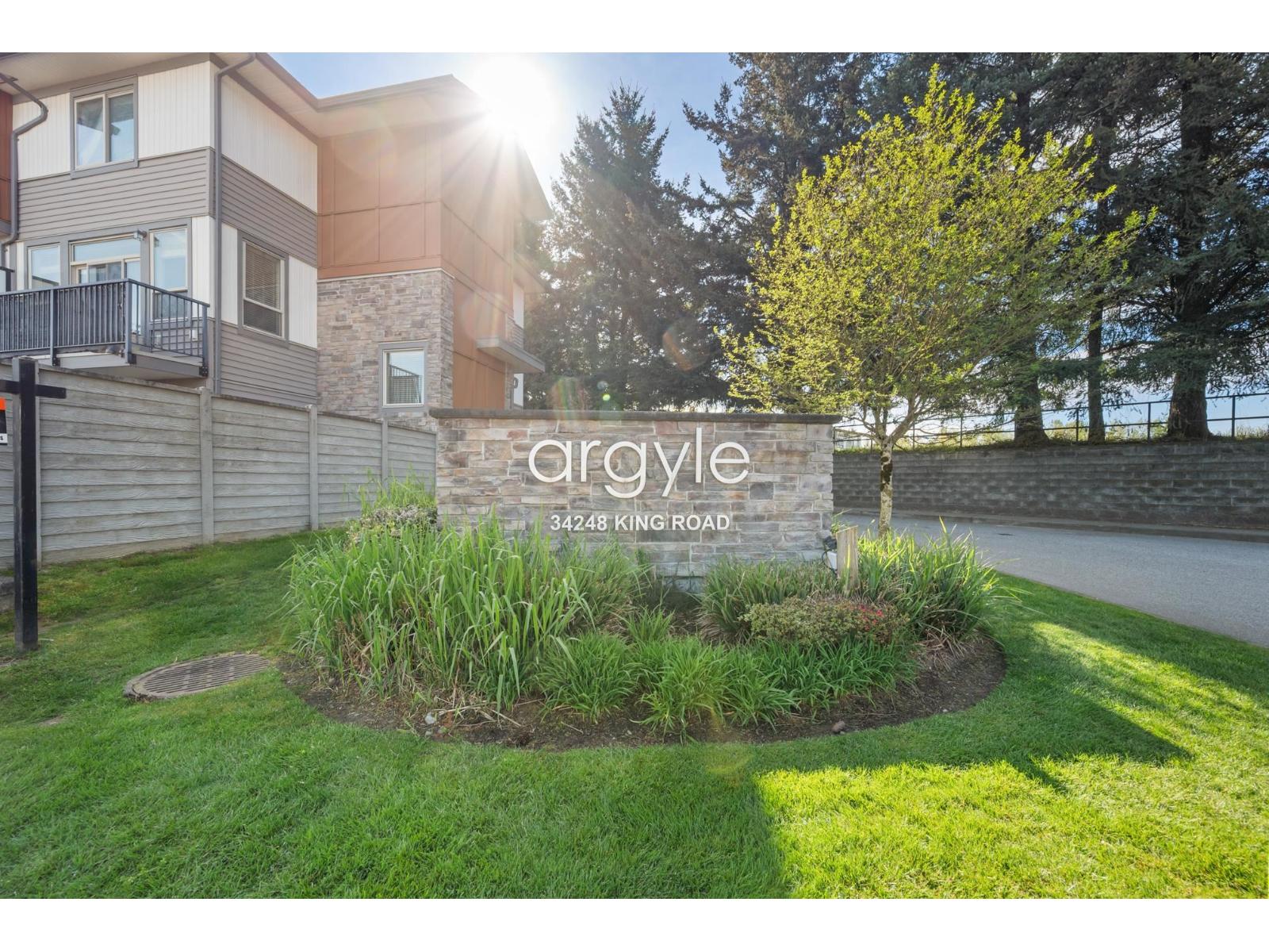 81 34248 King Road, Abbotsford, British Columbia  V2S 0B1 - Photo 2 - R3111966