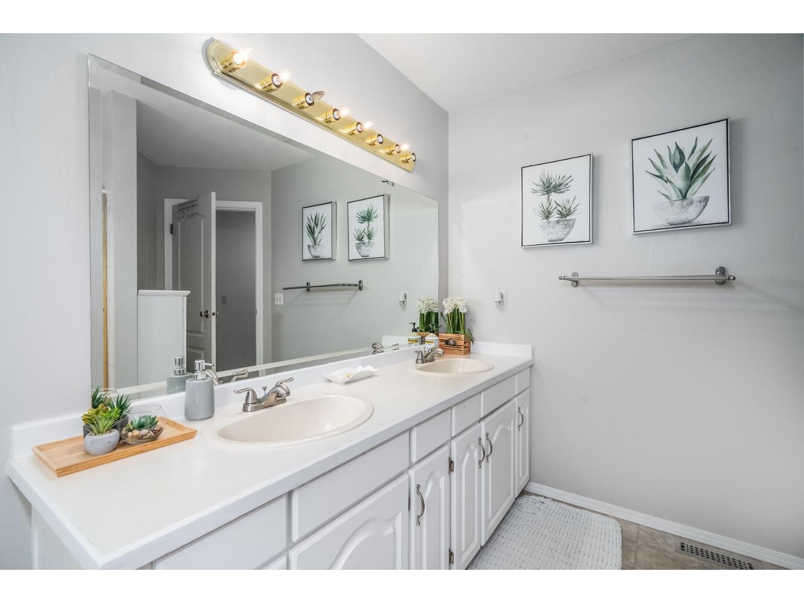 2237 Mountain Drive, Abbotsford, British Columbia  V3G 1E3 - Photo 34 - R3114335