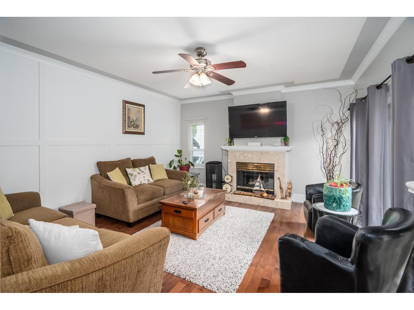 2237 Mountain Drive, Abbotsford, British Columbia  V3G 1E3 - Photo 3 - R3114335