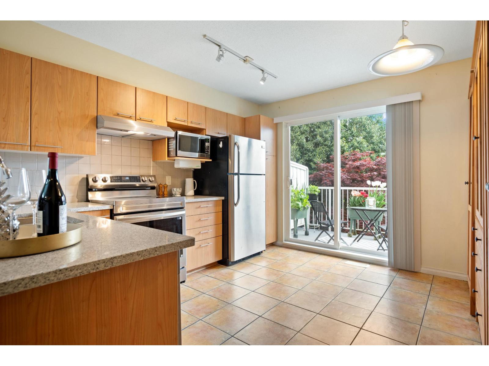 67 20560 66 Avenue, Langley, British Columbia  V2Y 2Y8 - Photo 11 - R3113136