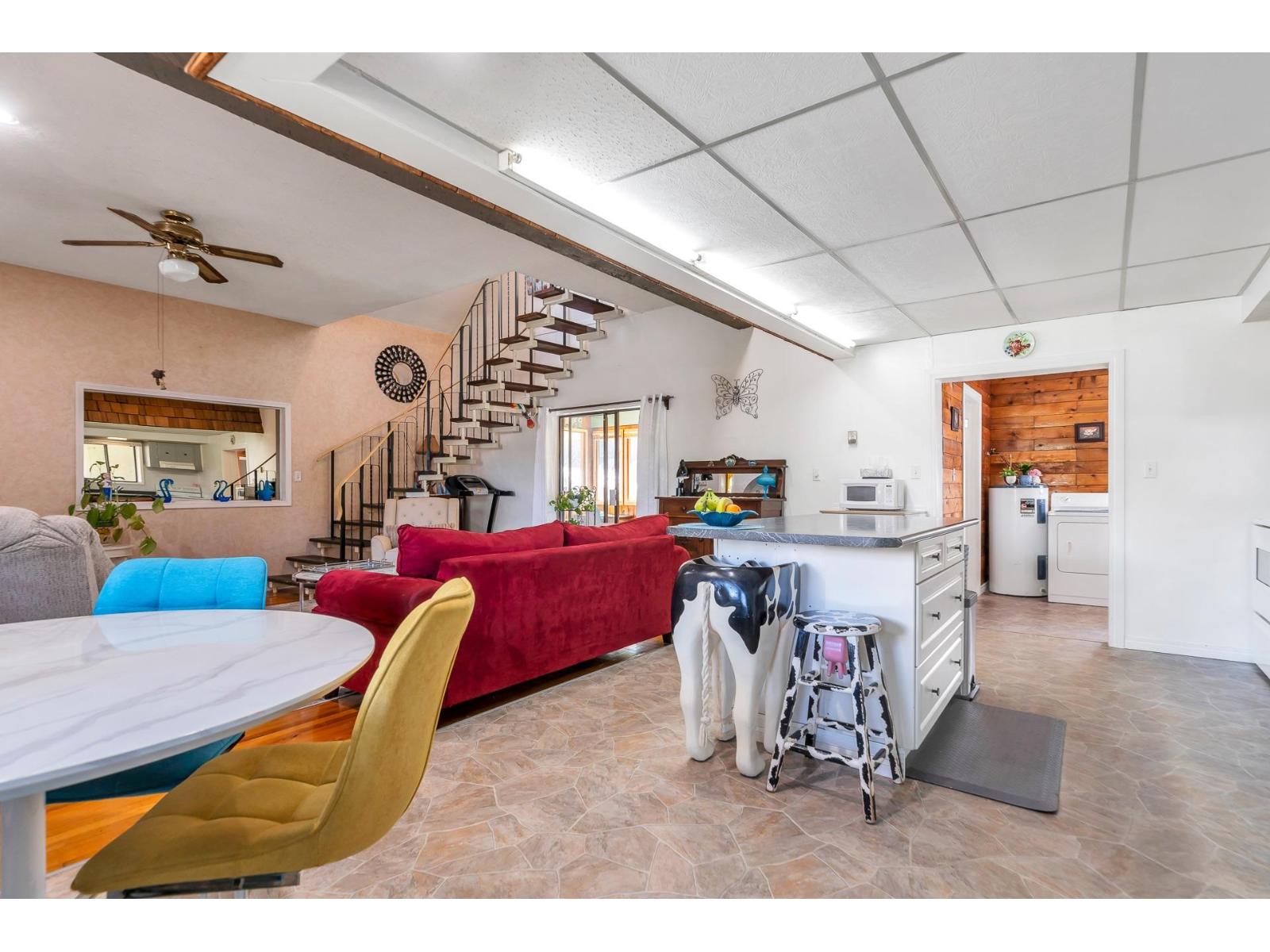 34612 2 Street, Abbotsford, British Columbia  V2S 8C2 - Photo 5 - R3114475