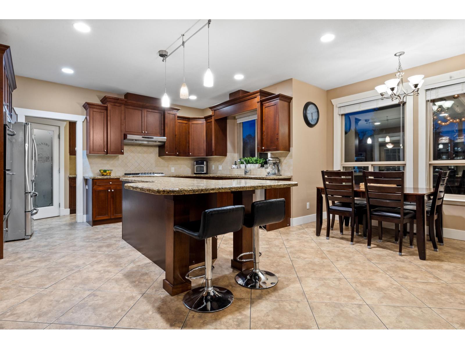 8741 163a Street, Surrey, British Columbia  V4N 1C3 - Photo 12 - R3114599