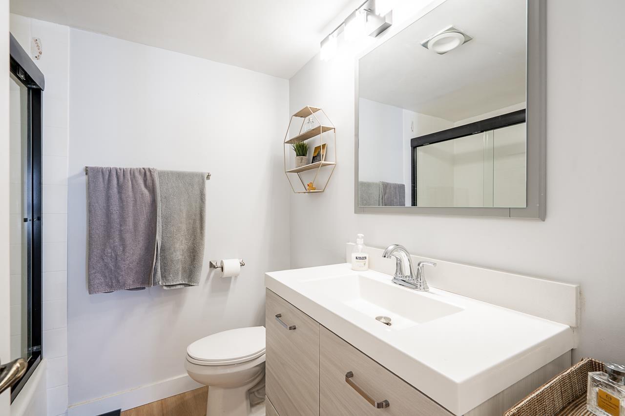 204 1390 Martin Street, White Rock, British Columbia  V4B 3W5 - Photo 26 - R3112934