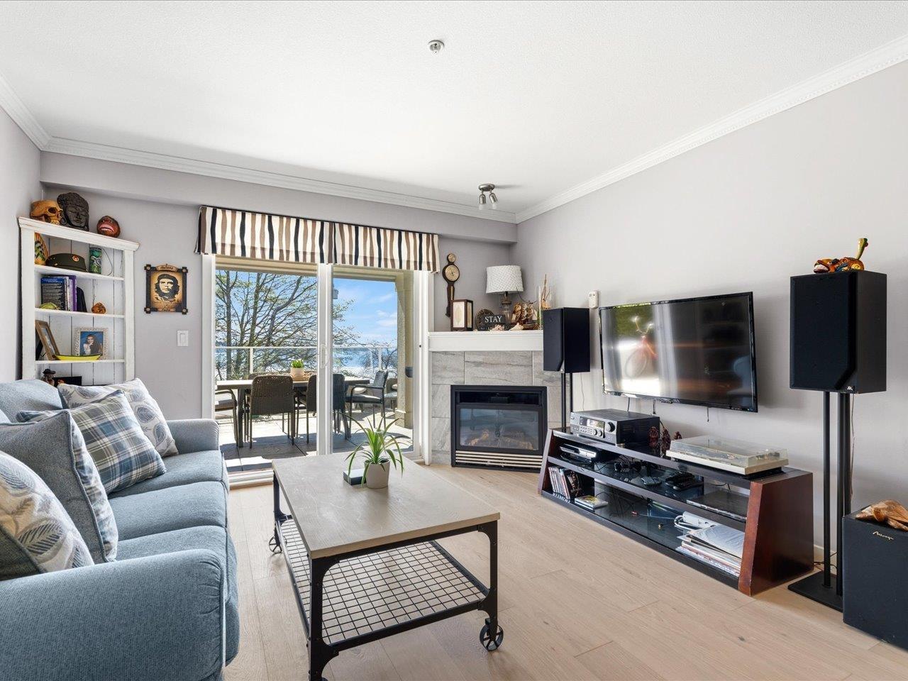 112 15621 Marine Drive, White Rock, British Columbia  V4B 1E1 - Photo 5 - R3113684