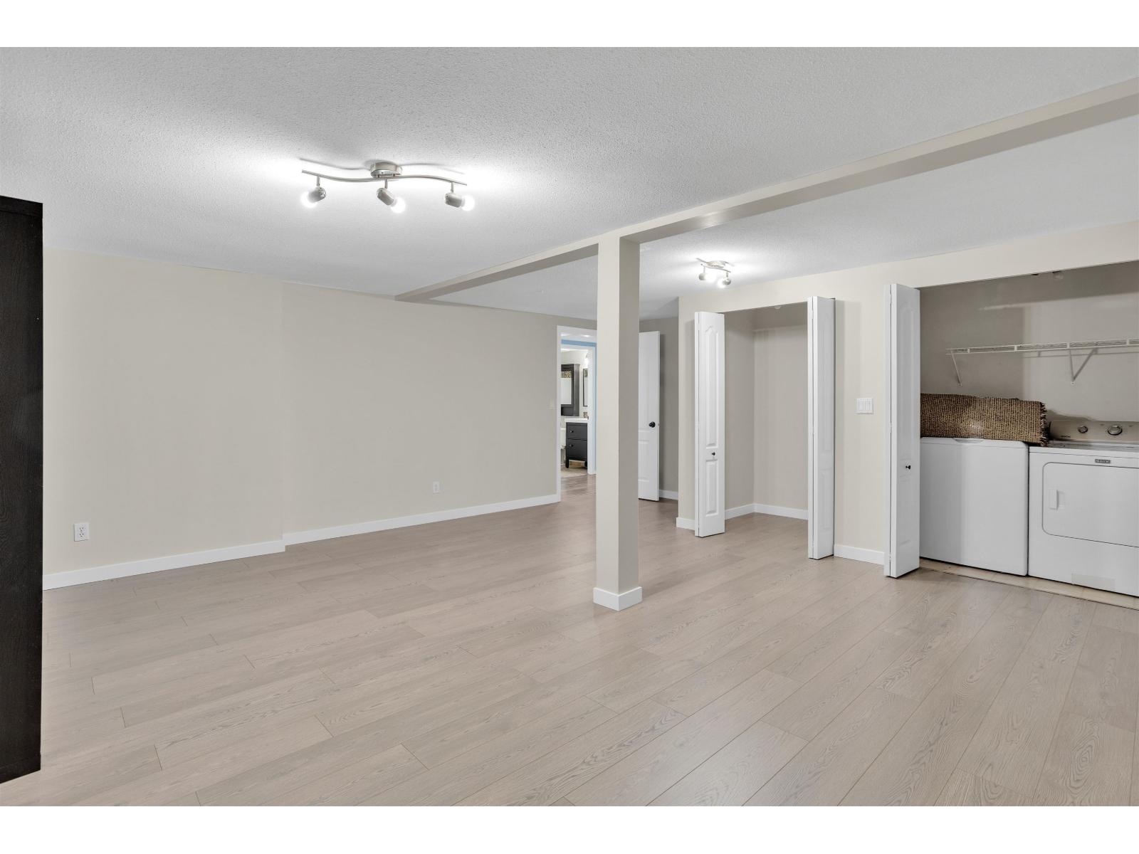 12015 100a Avenue, Surrey, British Columbia  V3V 2Y4 - Photo 27 - R3113891