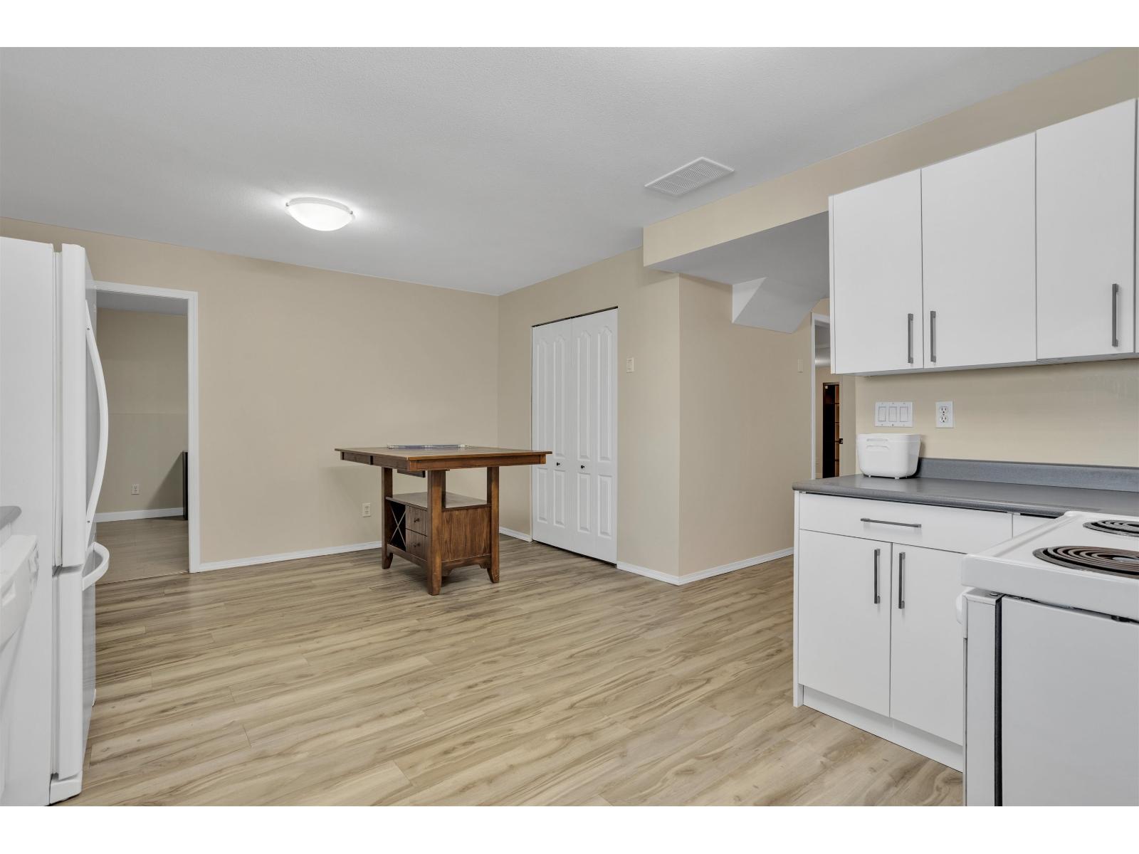 12015 100a Avenue, Surrey, British Columbia  V3V 2Y4 - Photo 25 - R3113891