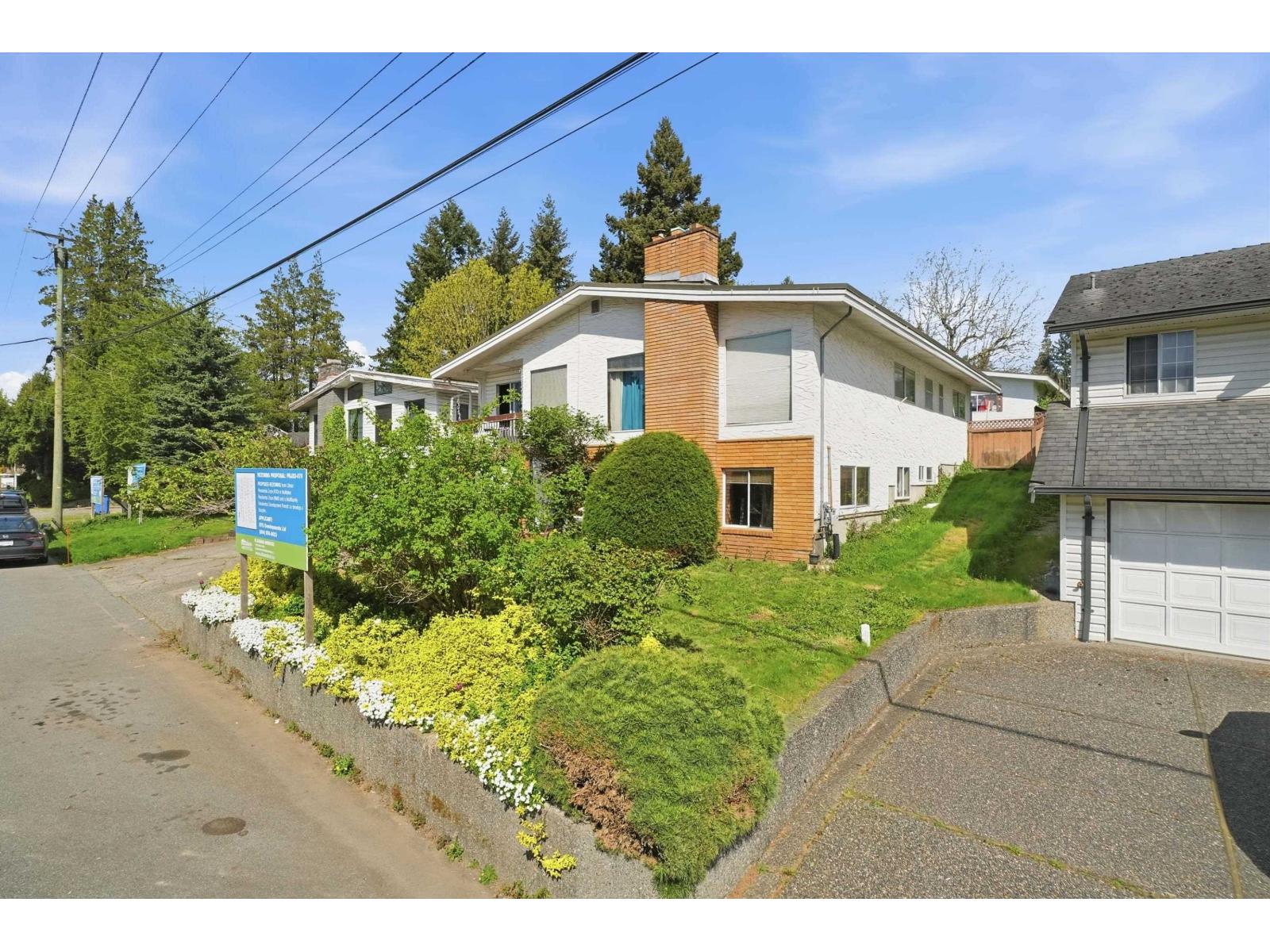 2574 Campbell Avenue, Abbotsford, British Columbia  V2S 4A4 - Photo 2 - R3114032