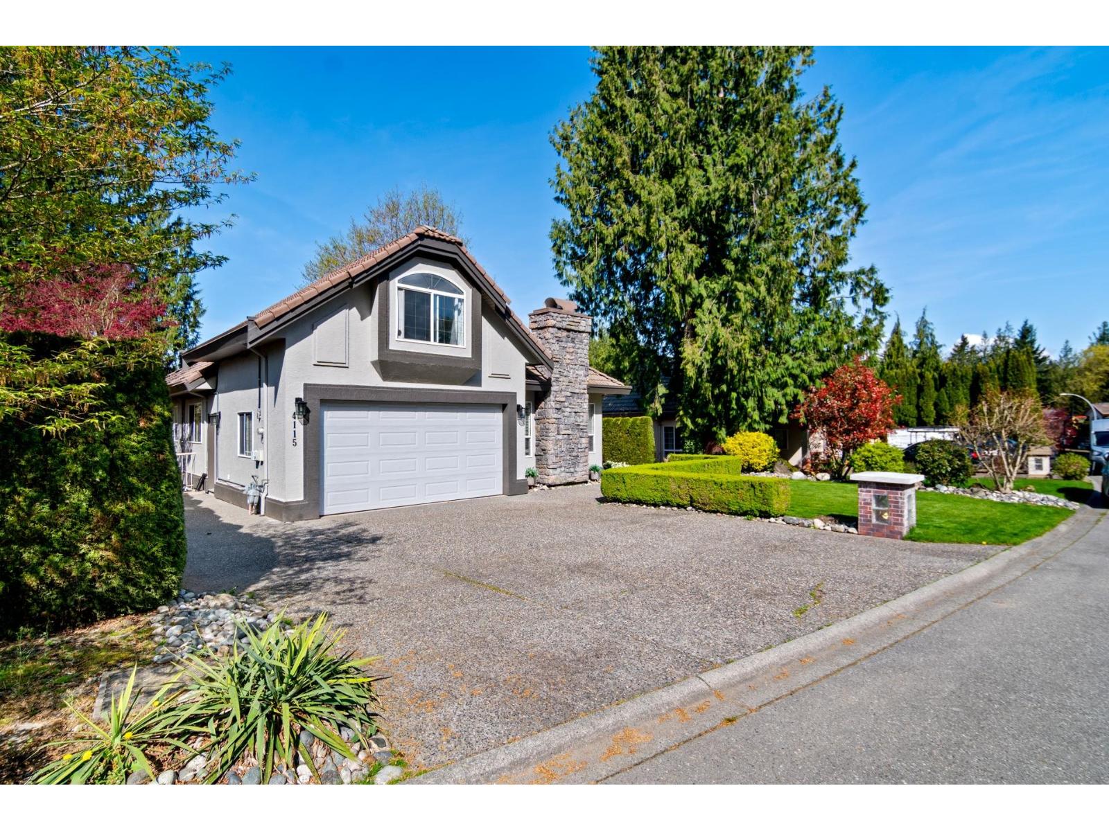 4115 Belanger Drive, Abbotsford, British Columbia  V3G 1K3 - Photo 3 - R3113871